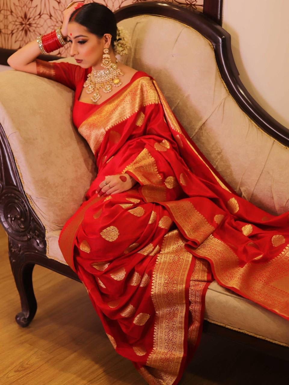 LAAL ISHQ