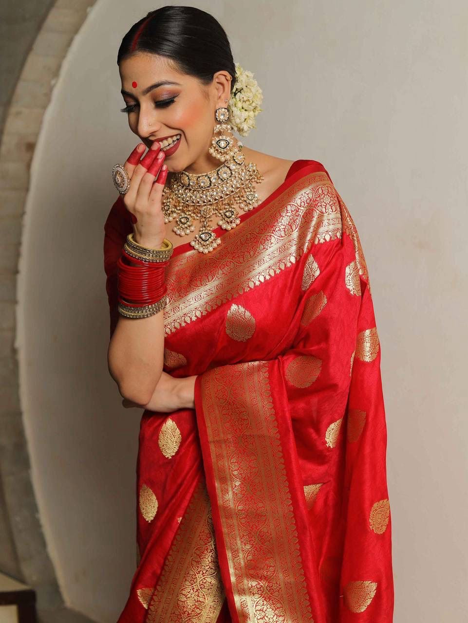 LAAL ISHQ